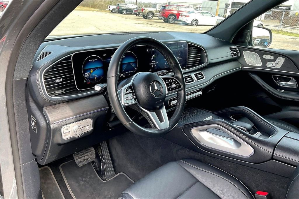 Used 2021 Mercedes-Benz GLS 450 4MATIC image 14