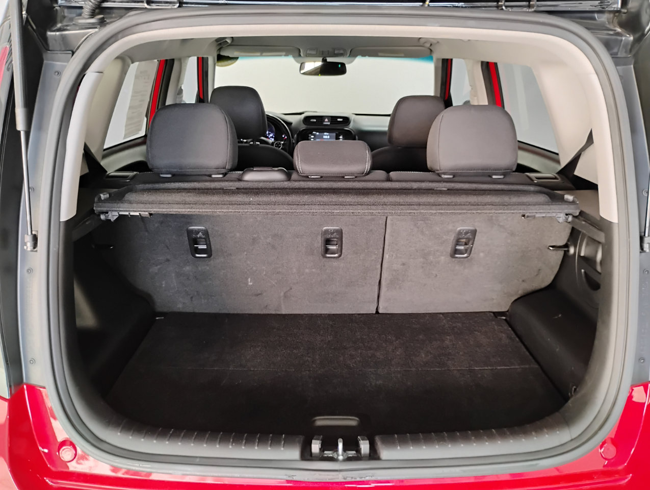 Used 2017 Kia Soul + w/ Designer's Package image 31