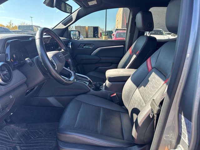 Used 2023 Chevrolet Colorado Z71 w/ Z71 Convenience Package 2 AWD/4WD image 9