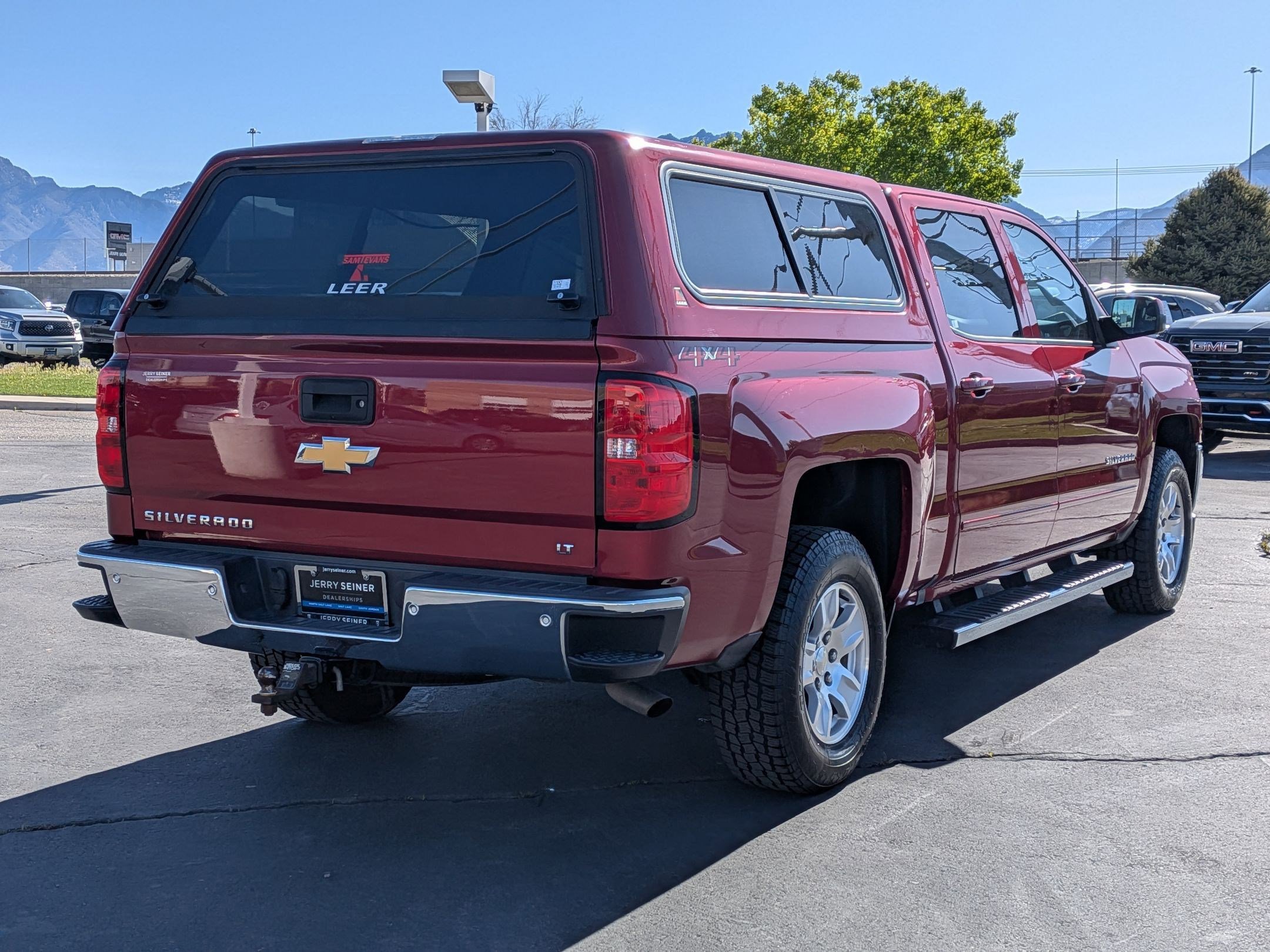 Used 2018 Chevrolet Silverado 1500 LT w/ All Star Edition AWD/4WD image 5