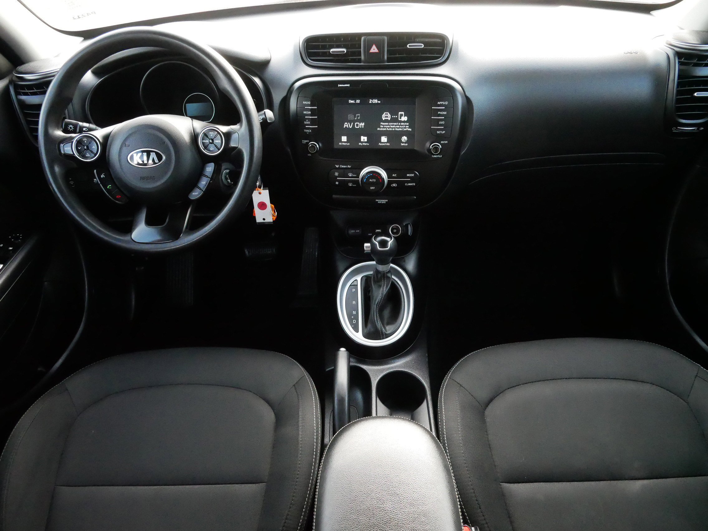 Used 2018 Kia Soul + image 10