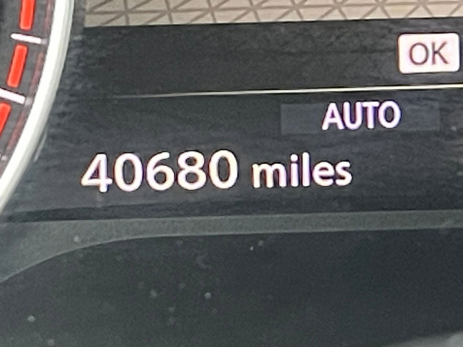 Used 2025 Nissan Pathfinder SV image 43