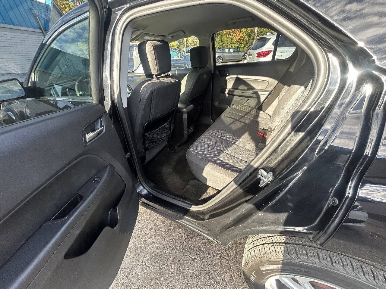 Used 2017 Chevrolet Equinox LT w/ Driver Confidence Package II AWD/4WD image 7