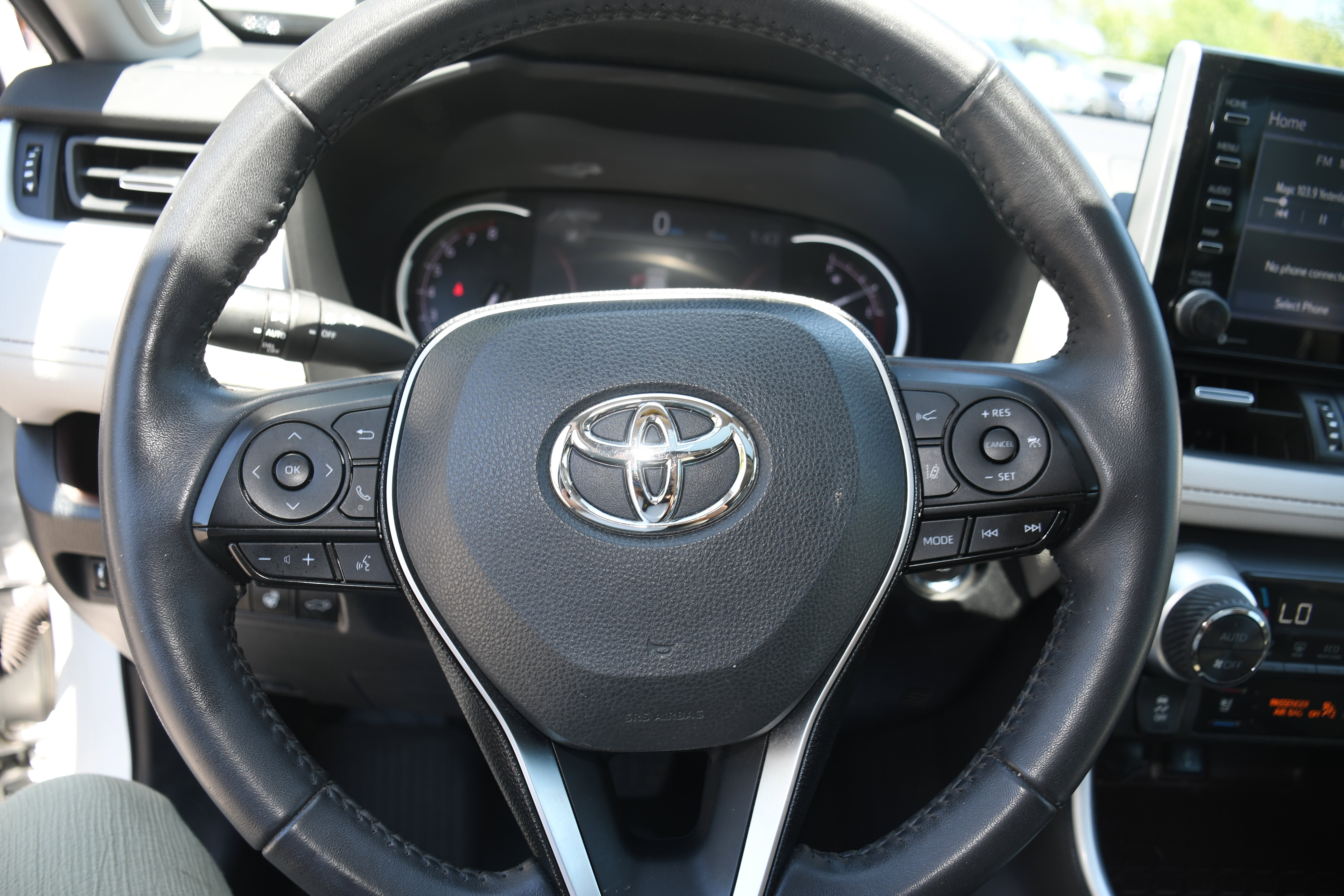 Used 2021 Toyota RAV4 Limited w/ Limited Grade Weather Package FWD image 14