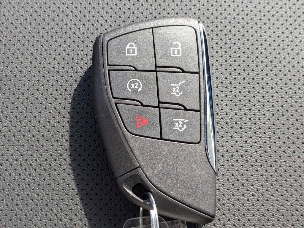 New 2026 Chevrolet Suburban Premier image 32