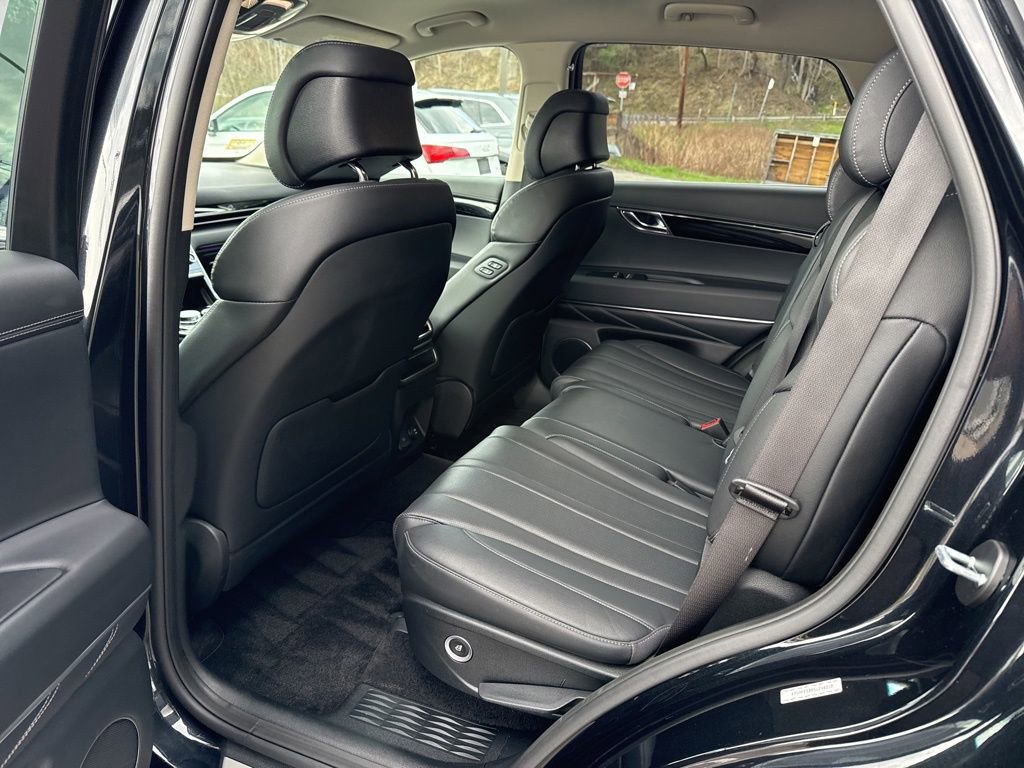 Used 2025 Genesis GV80 2.5T Standard image 21