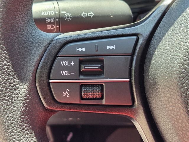 Used 2025 Honda Accord LX image 27