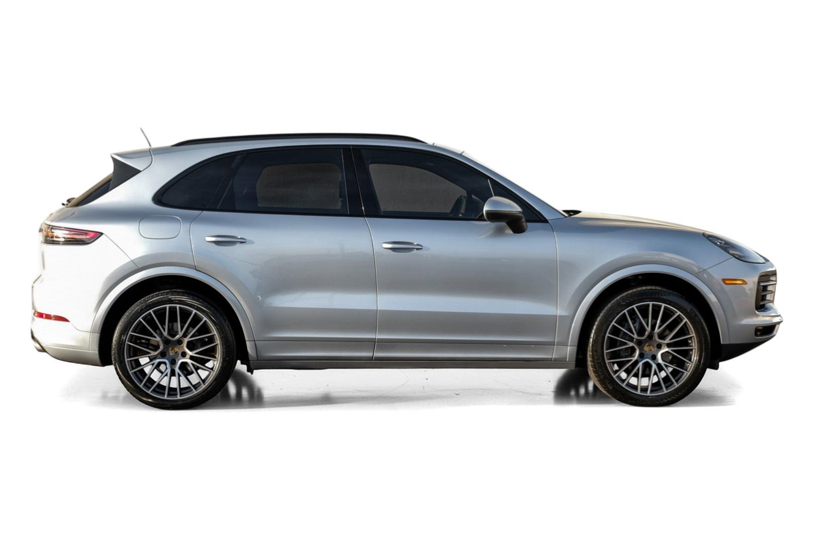 Used 2020 Porsche Cayenne image 6