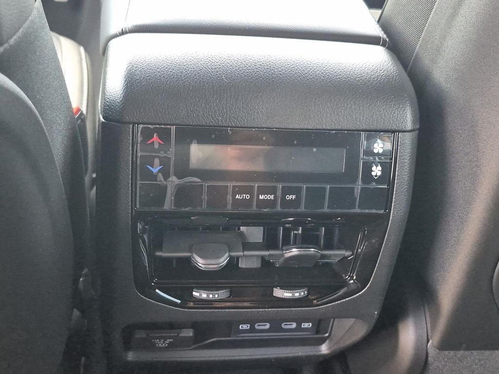 New 2026 Jeep Grand Cherokee L 2WD image 16
