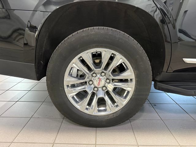 Certified 2025 GMC Yukon Denali image 9