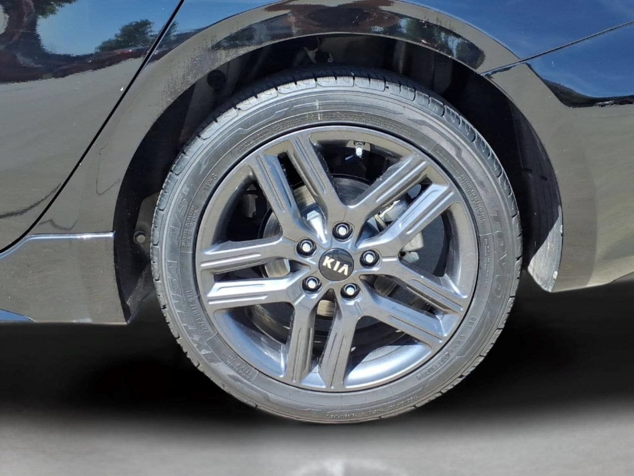 Used 2021 Kia Forte GT-Line FWD image 3