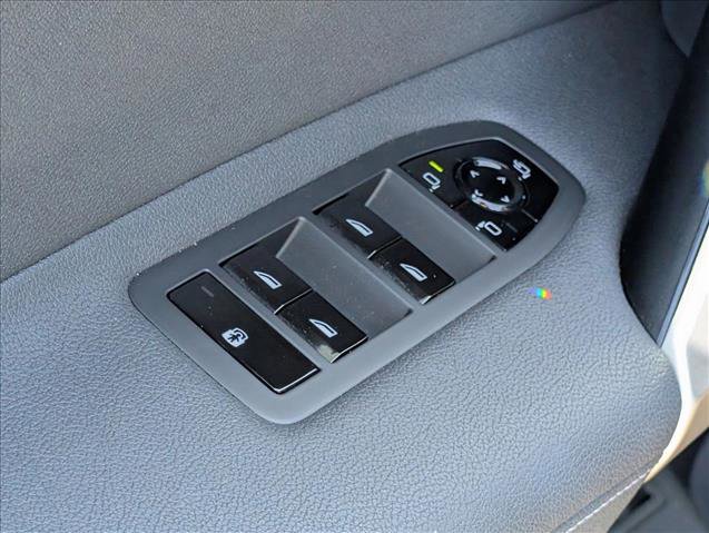 Certified 2023 BMW iX xDrive50 w/ Premium Package AWD/4WD image 12