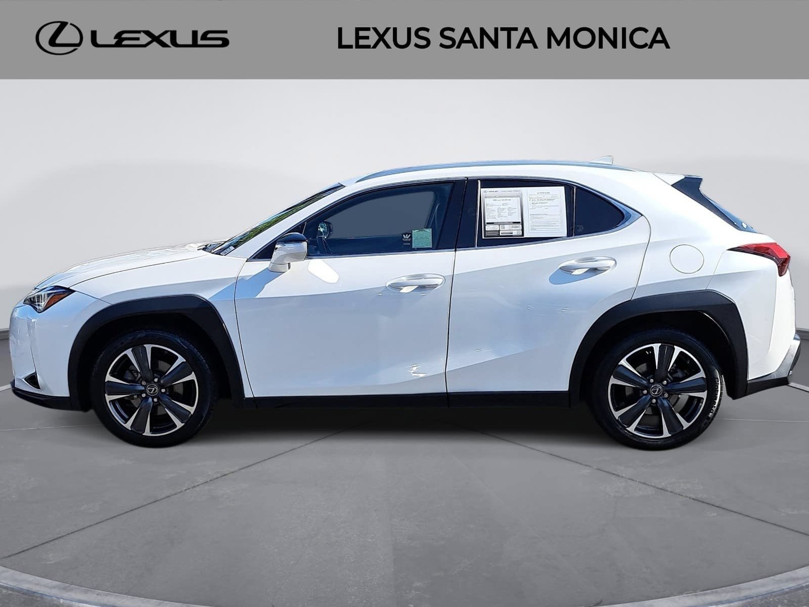 Used 2020 Lexus UX 200 w/ Premium Package FWD image 8