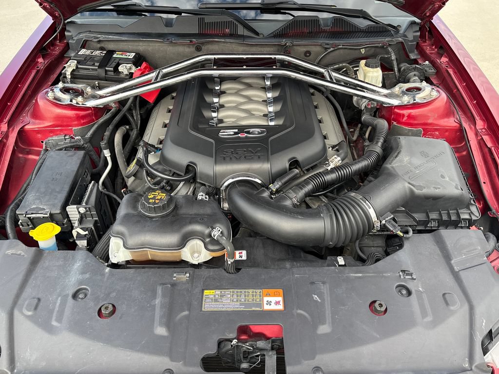 Used 2014 Ford Mustang GT Premium w/ Comfort Package RWD image 33
