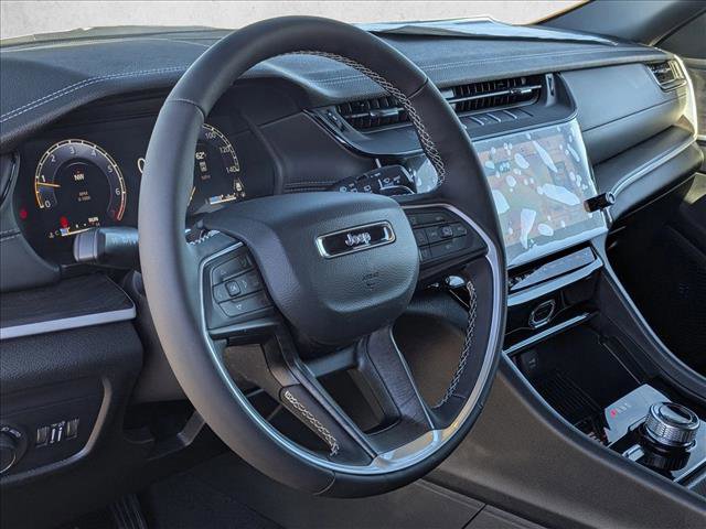 New 2026 Jeep Grand Cherokee Altitude image 3