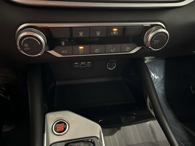 Used 2024 Nissan Altima 2.5 SR FWD image 23