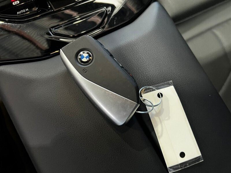 Used 2026 BMW 530i xDrive w/ M Sport Package AWD/4WD image 51