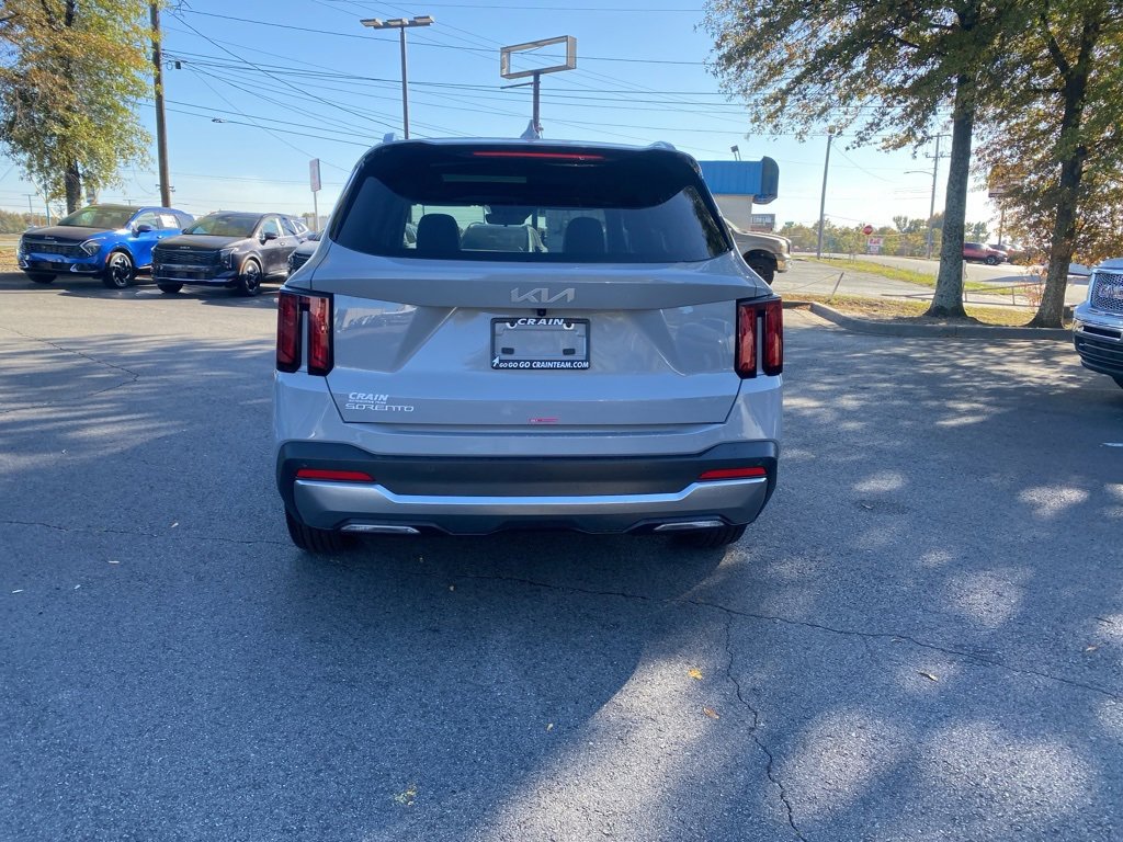 New 2025 Kia Sorento S w/ Panoramic Sunroof Package image 6