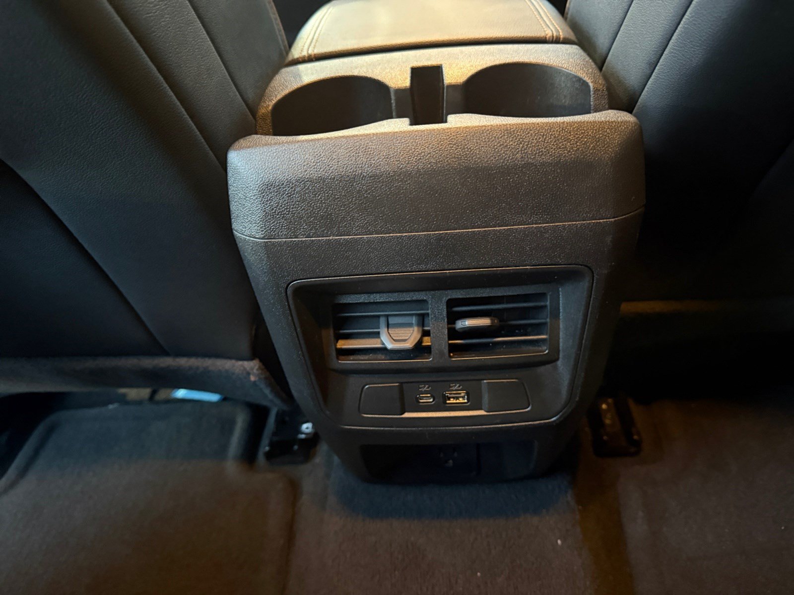 Used 2026 GMC Canyon AT4 w/ Technology Plus Package AWD/4WD image 30