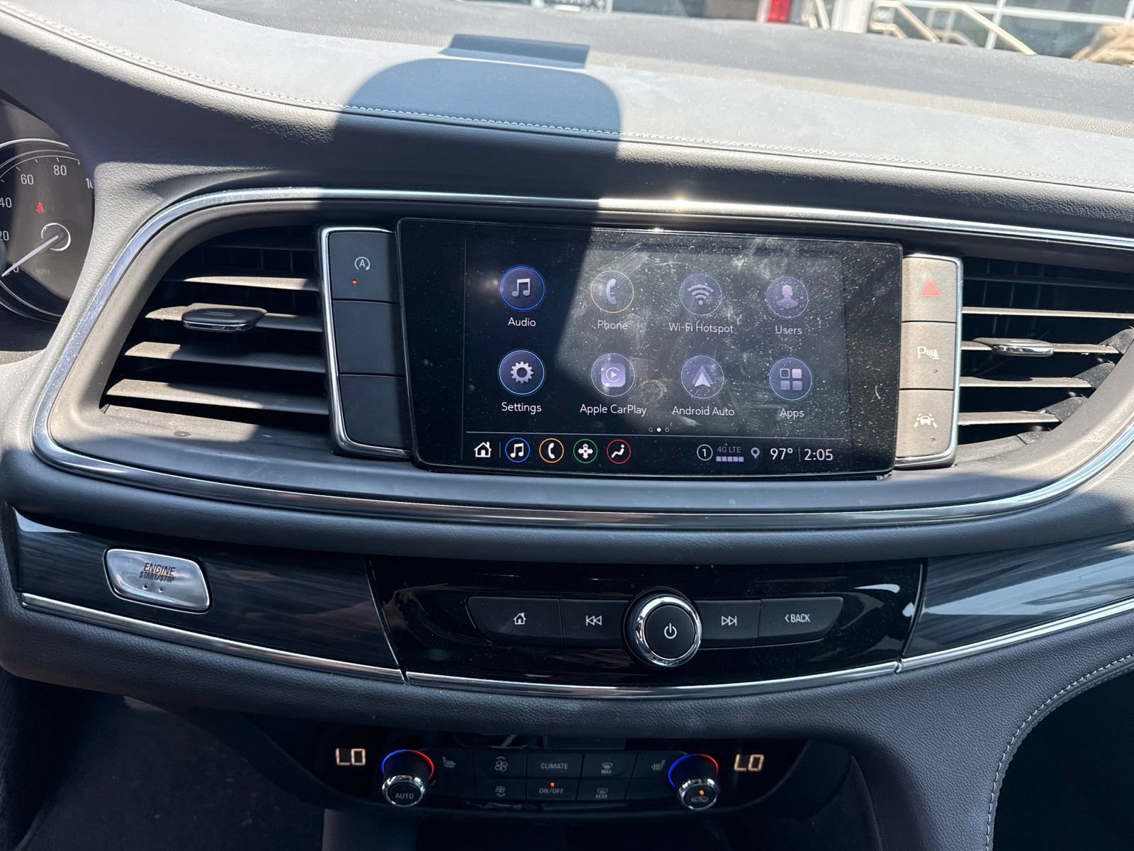 Used 2024 Buick Enclave Essence FWD image 18