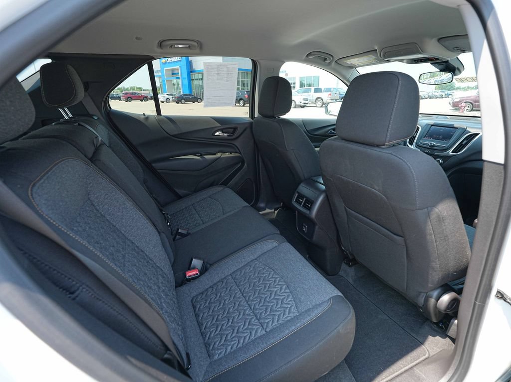 Used 2024 Chevrolet Equinox LT AWD/4WD image 25