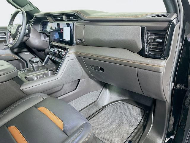 Used 2024 GMC Sierra 1500 AT4 w/ Technology Package image 29