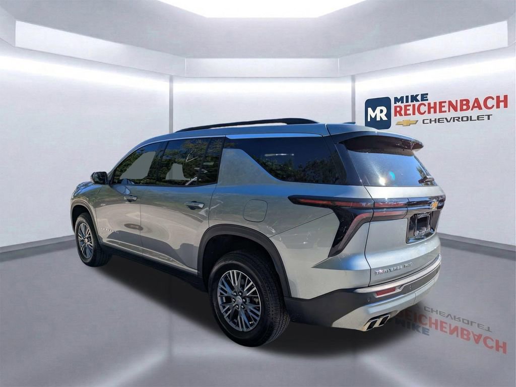 Used 2024 Chevrolet Traverse LT AWD/4WD image 6