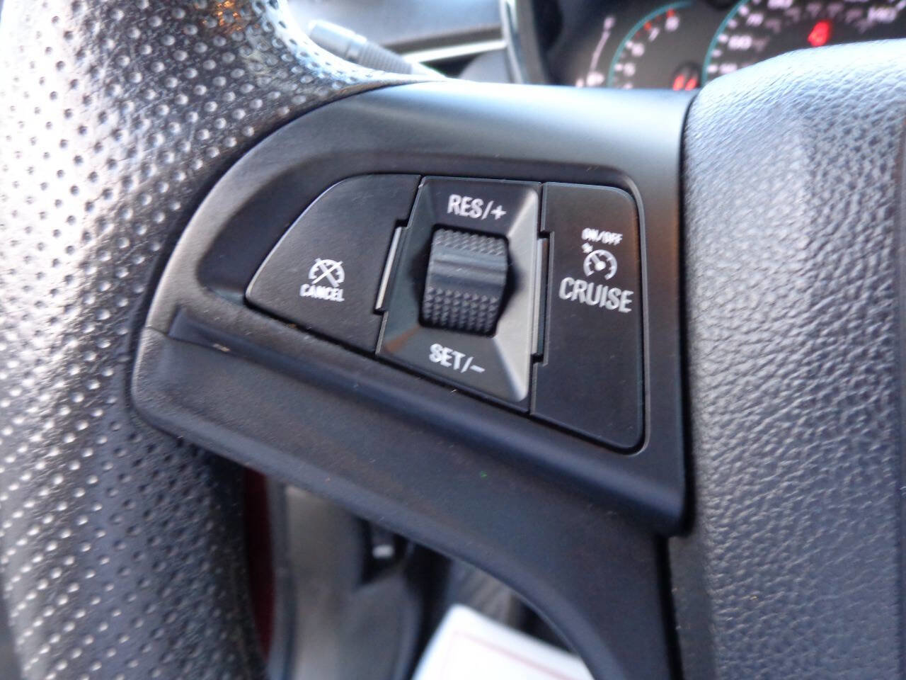 Used 2017 Chevrolet Trax LT image 23