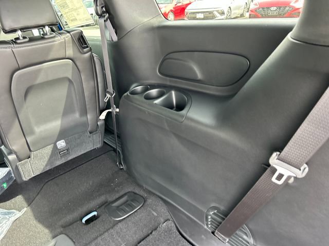 New 2026 Chrysler Pacifica Select FWD image 41