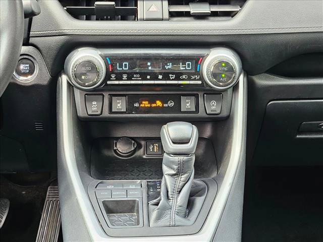 Used 2023 Toyota RAV4 XLE w/ Convenience Package FWD image 13
