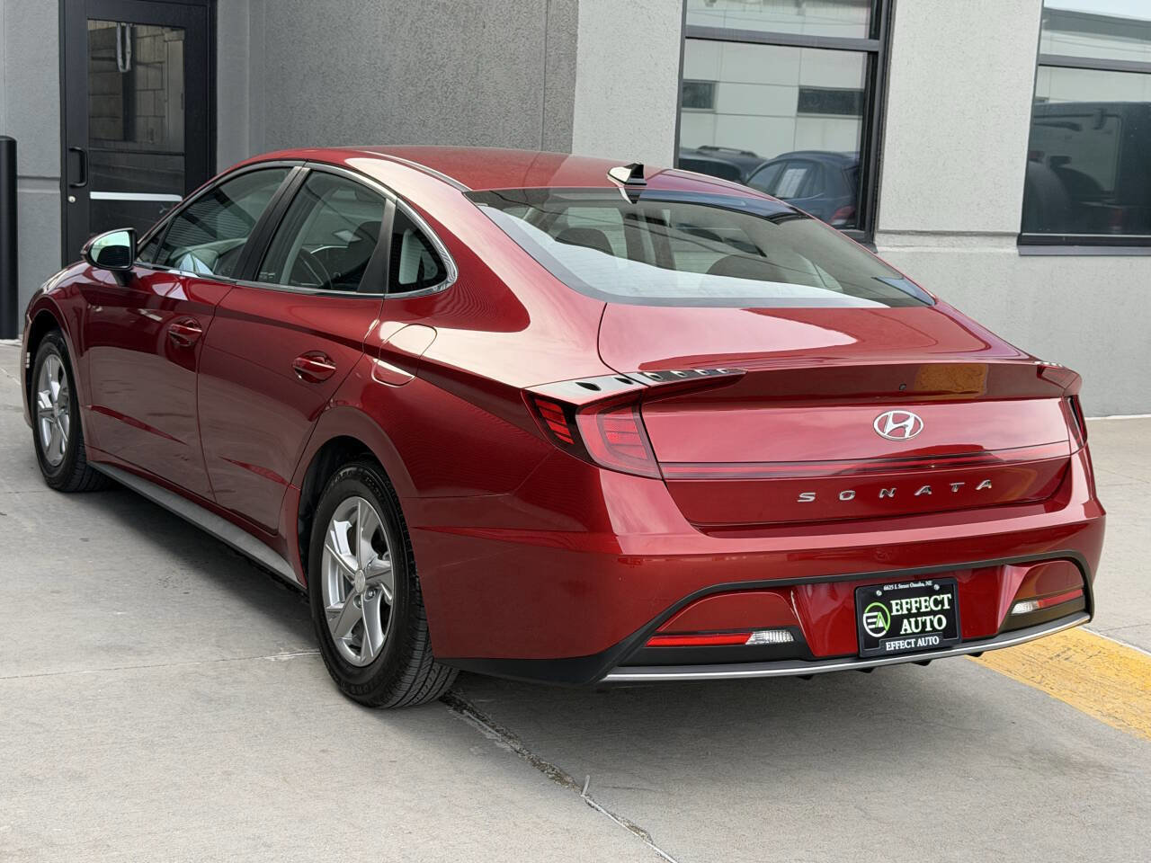 Used 2023 Hyundai Sonata SE FWD image 8