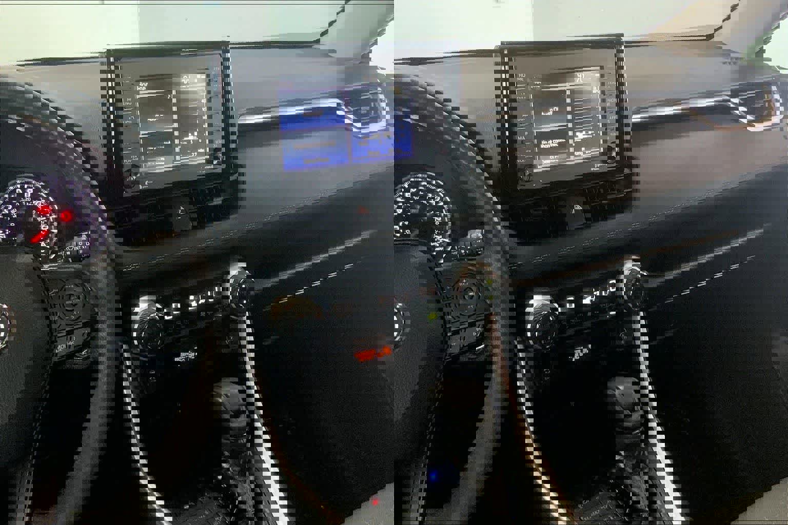 Used 2022 Toyota RAV4 XLE image 14