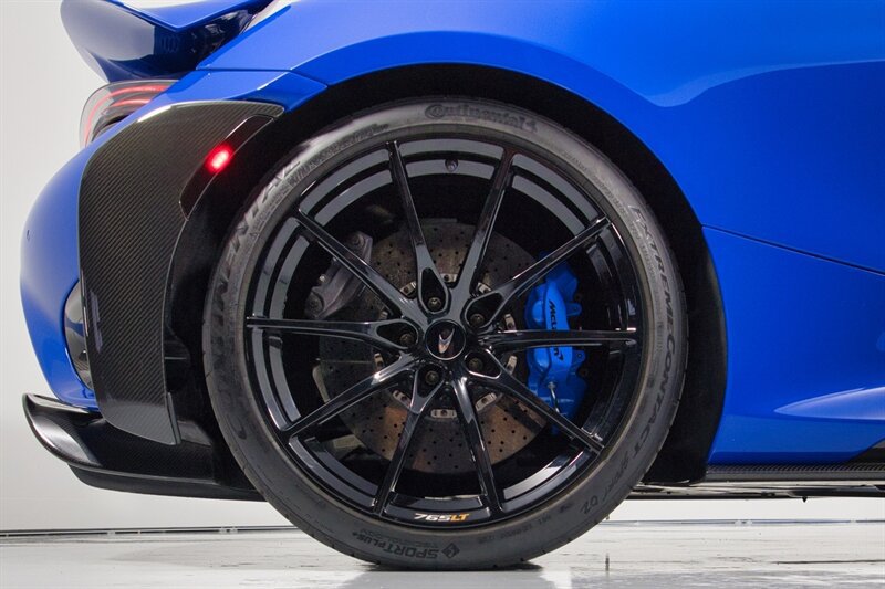 Used 2022 McLaren 765LT RWD image 19