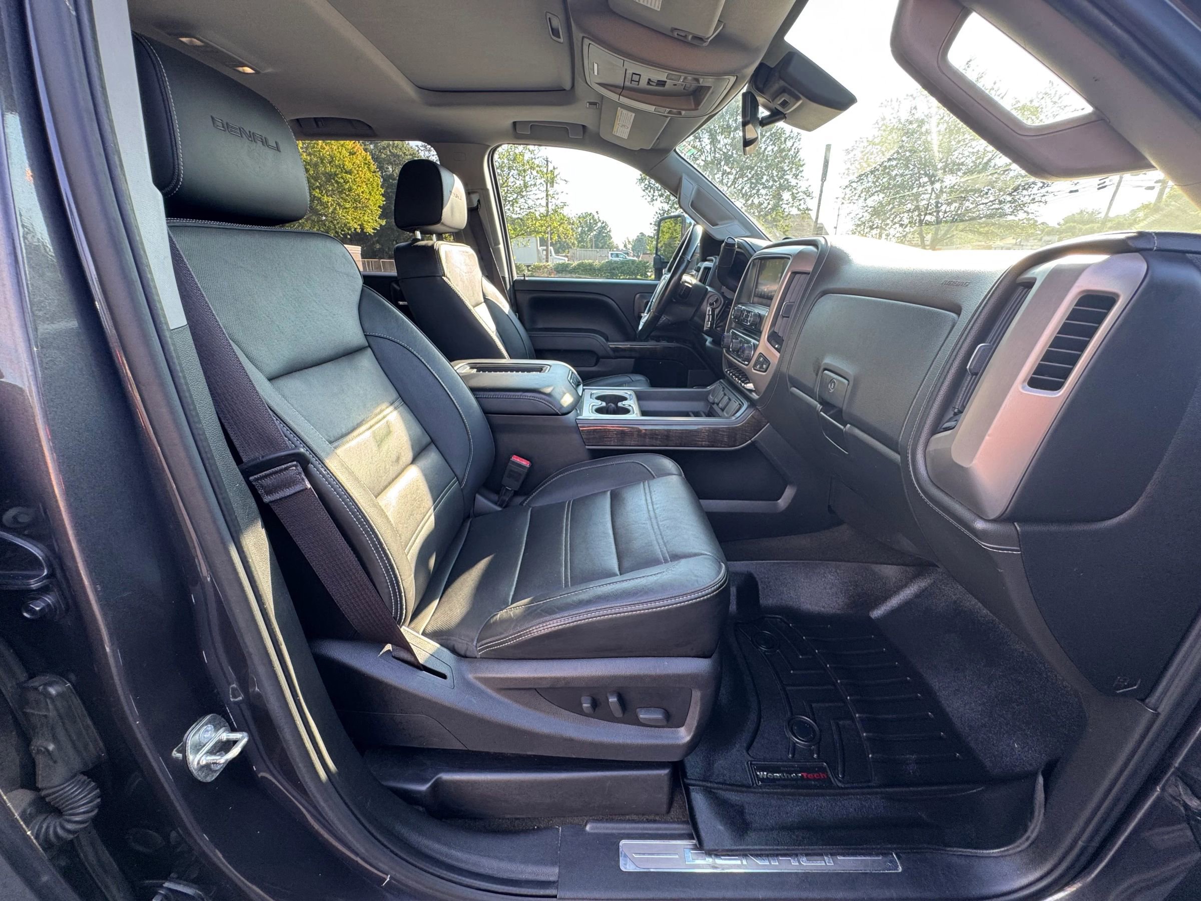 Used 2016 GMC Sierra 3500 Denali w/ Duramax Plus Package image 22