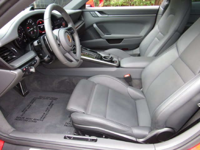 Certified 2024 Porsche 911 Carrera 4 AWD/4WD image 5