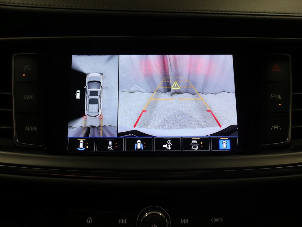 Used 2022 Buick Enclave Avenir w/ Trailering Package, 5000 lbs. AWD/4WD image 31
