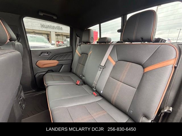 Used 2024 GMC Canyon AT4 w/ Technology Package AWD/4WD image 18