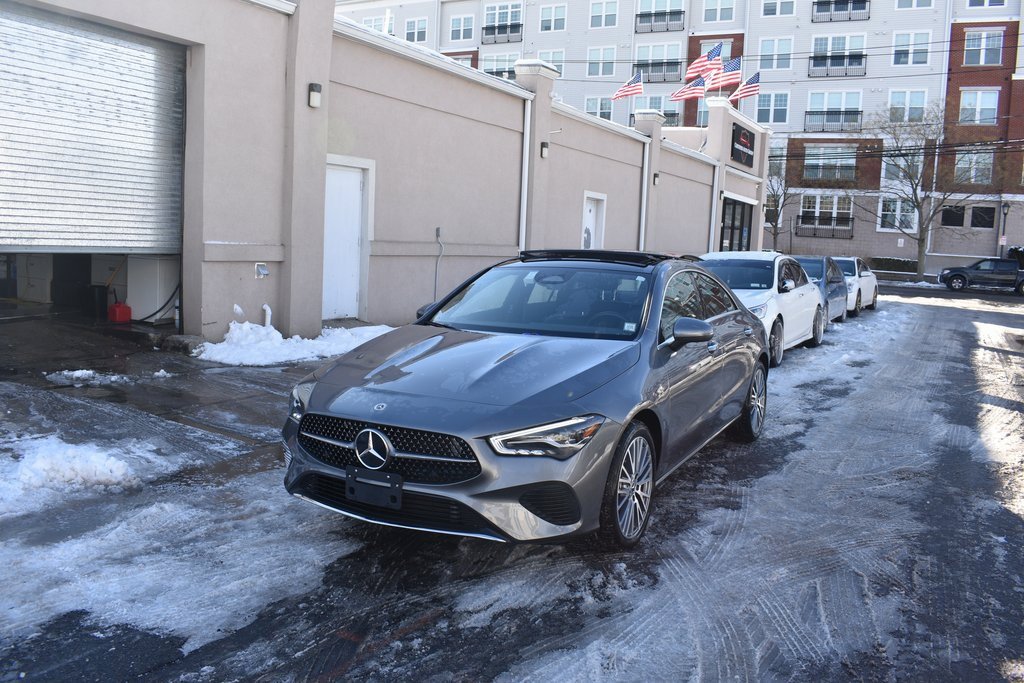 Used 2025 Mercedes-Benz CLA 250 image 2