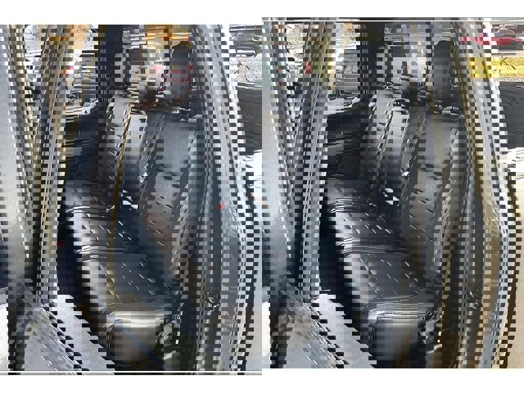 Used 2019 Ford F150 Raptor w/ Equipment Group 802A Luxury image 28