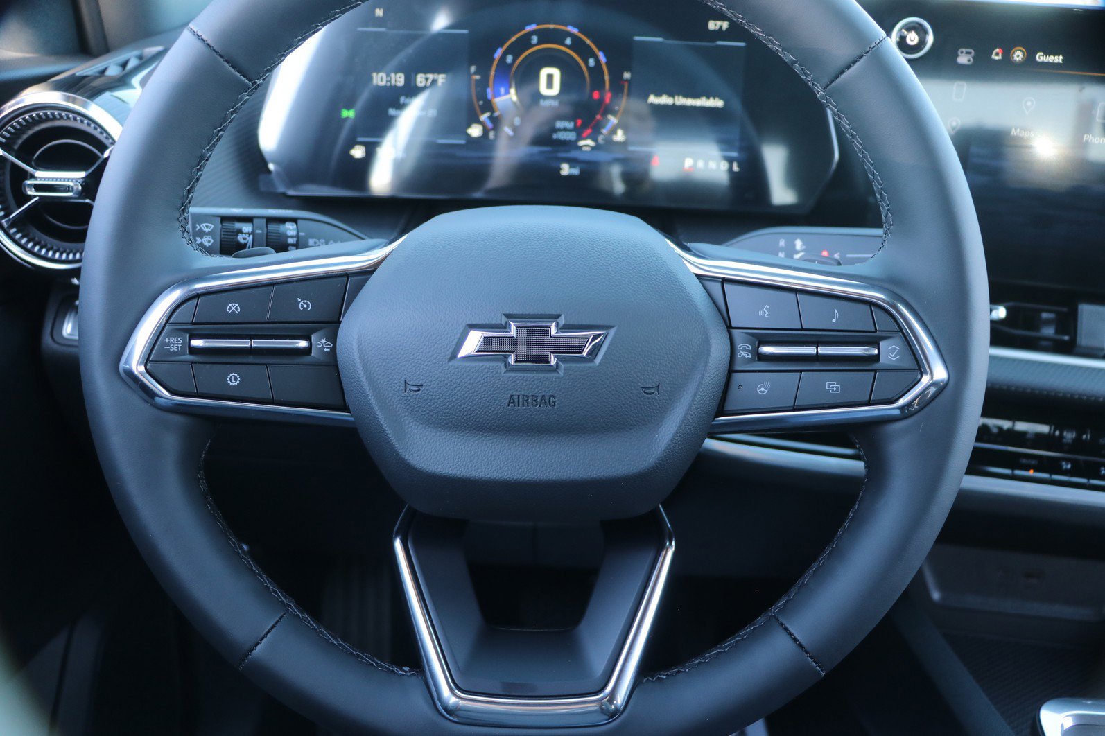 New 2026 Chevrolet Equinox LT w/ Midnight Edition image 17