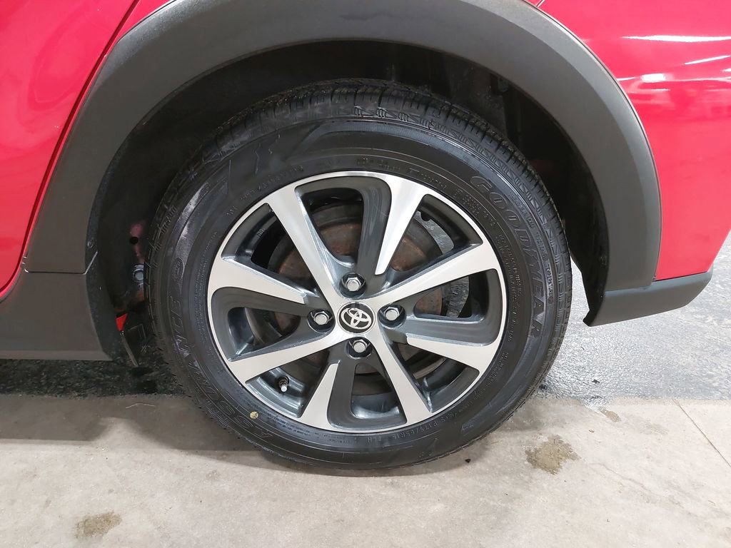 Used 2018 Toyota Prius C Four image 33