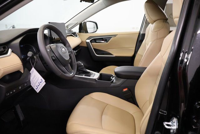 New 2025 Toyota RAV4 XLE Premium image 8
