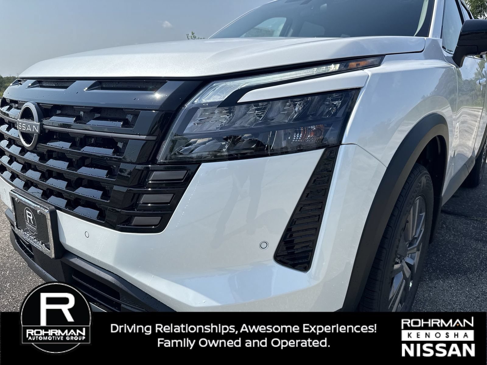 New 2026 Nissan Pathfinder SV AWD/4WD image 4