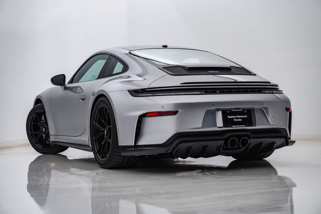 Certified 2026 Porsche 911 GT3 RWD image 3