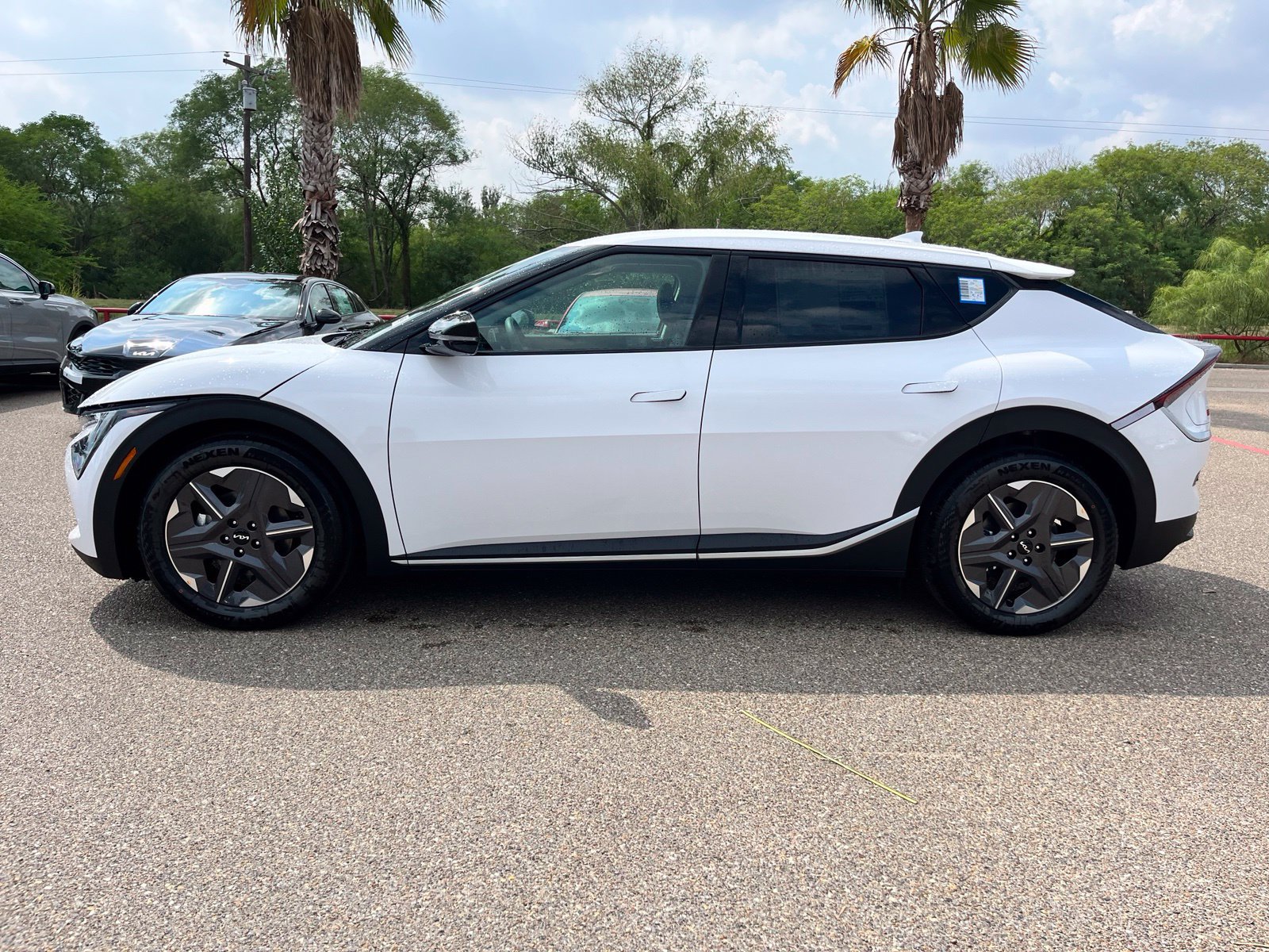 New 2026 Kia EV6 Light RWD image 4