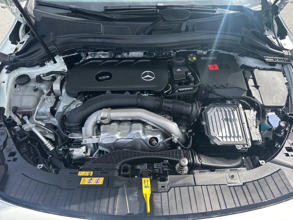 Used 2025 Mercedes-Benz GLA 250 image 33
