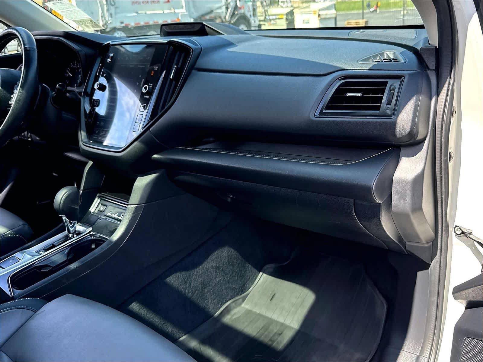 Used 2023 Subaru Ascent Onyx Edition Limited AWD/4WD image 19