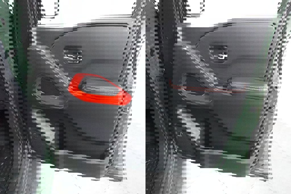 Used 2025 Nissan Frontier PRO-4X w/ Pro Convenience Package image 30