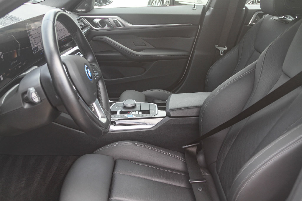 Certified 2023 BMW i4 eDrive35 w/ Premium Package RWD image 13