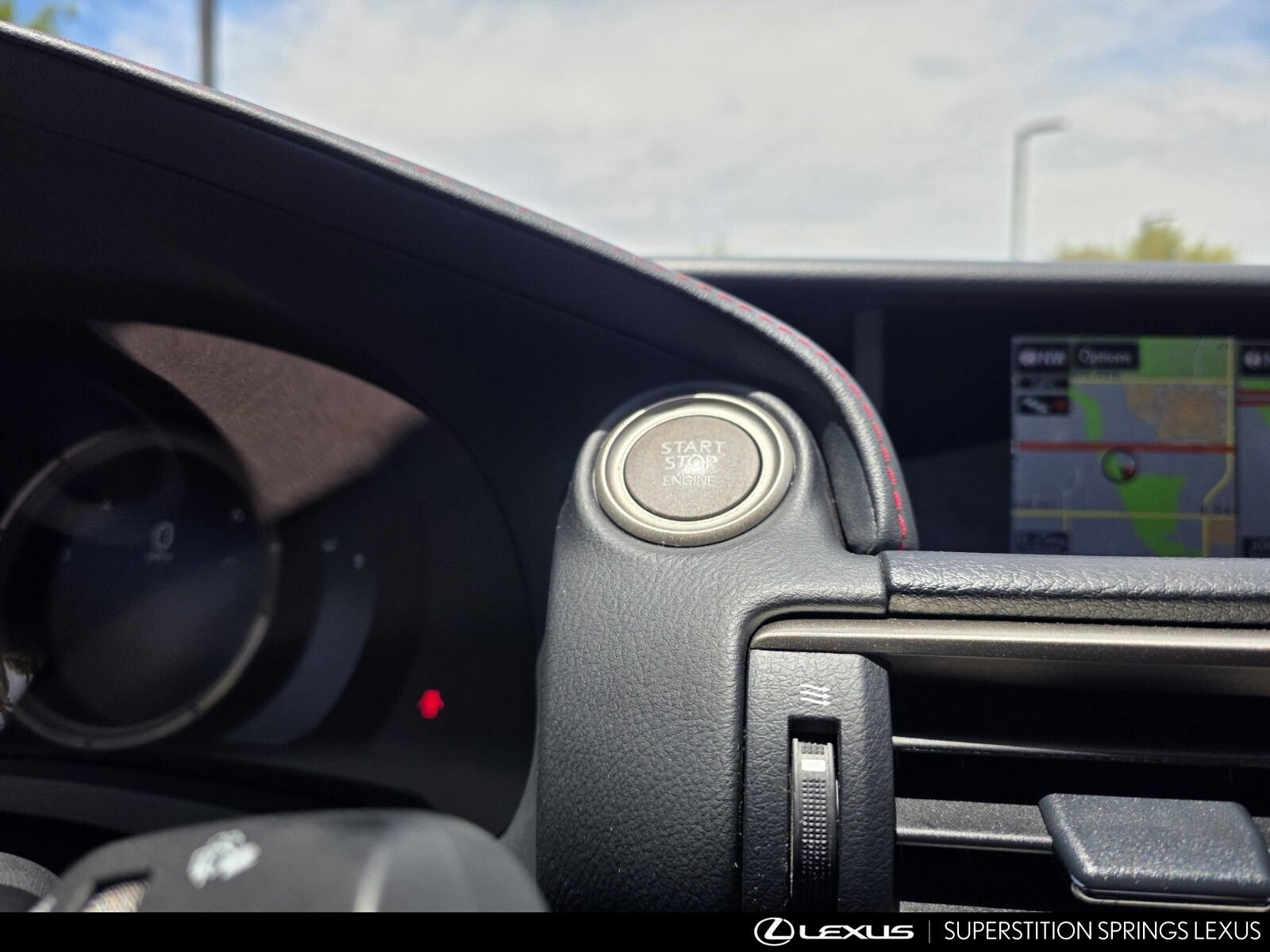 Used 2016 Lexus RC 200t RWD image 21